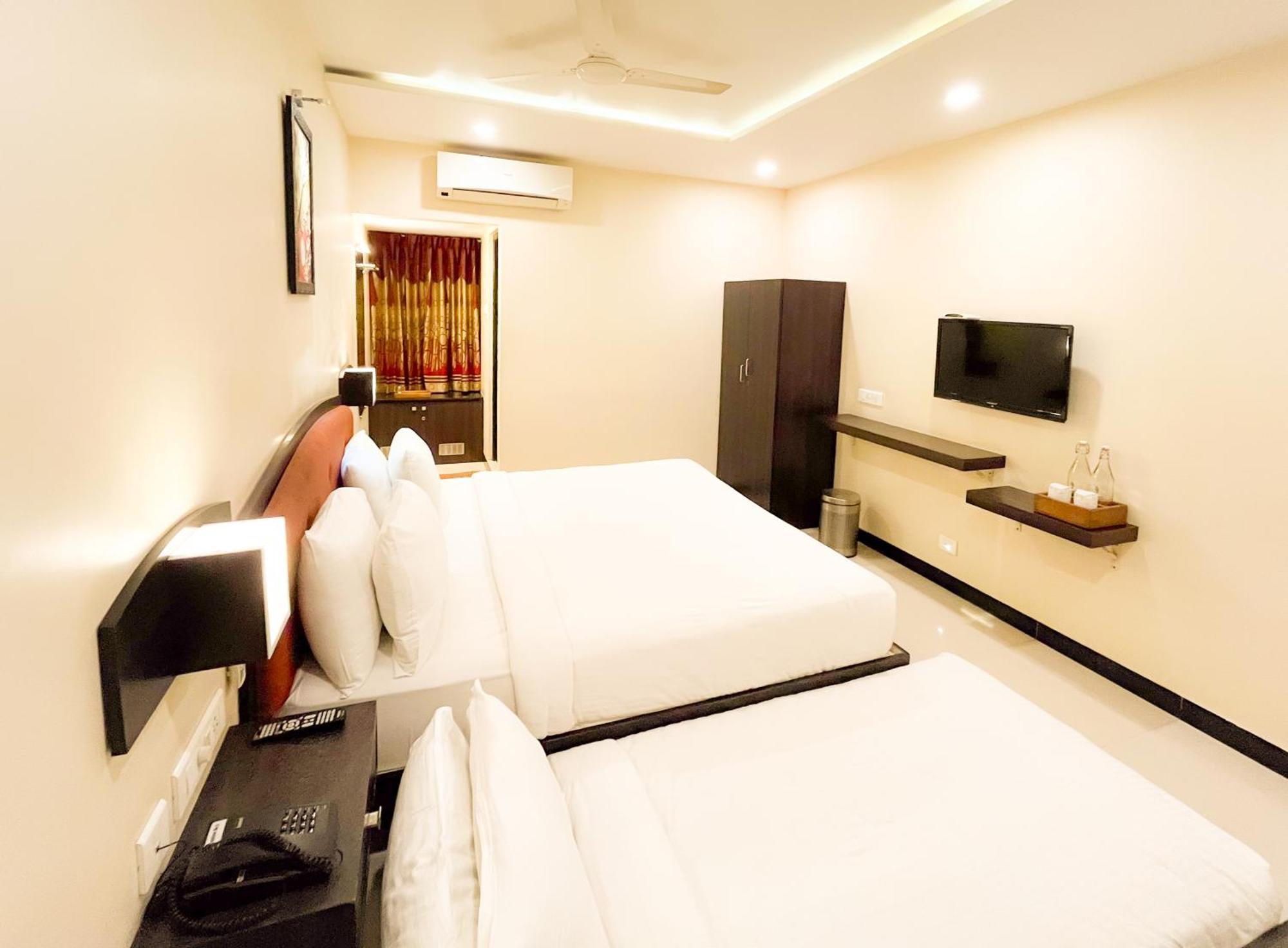 Shree Residency Hotel Erode Exterior photo