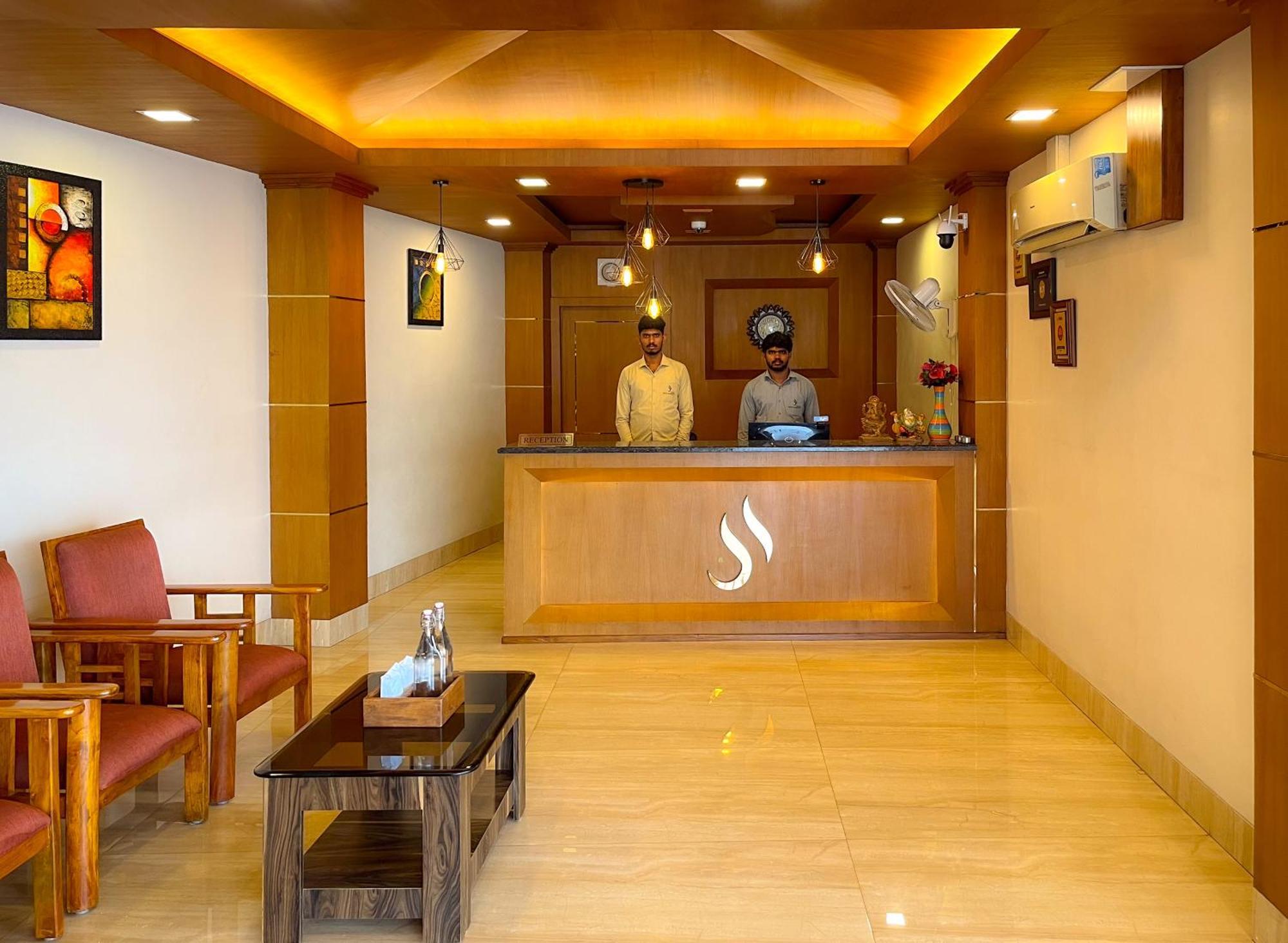 Shree Residency Hotel Erode Exterior photo