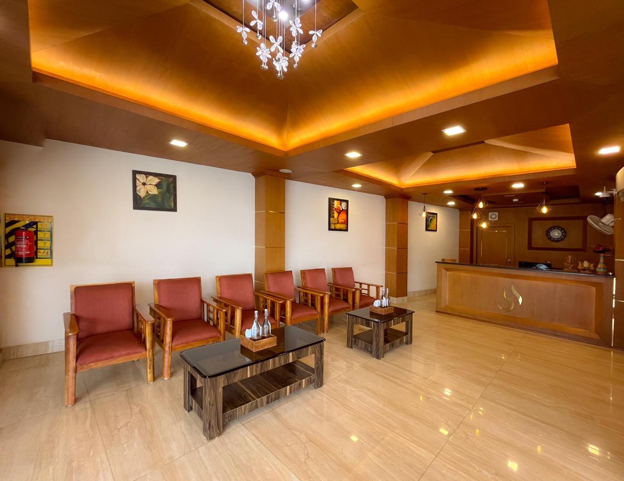 Shree Residency Hotel Erode Exterior photo