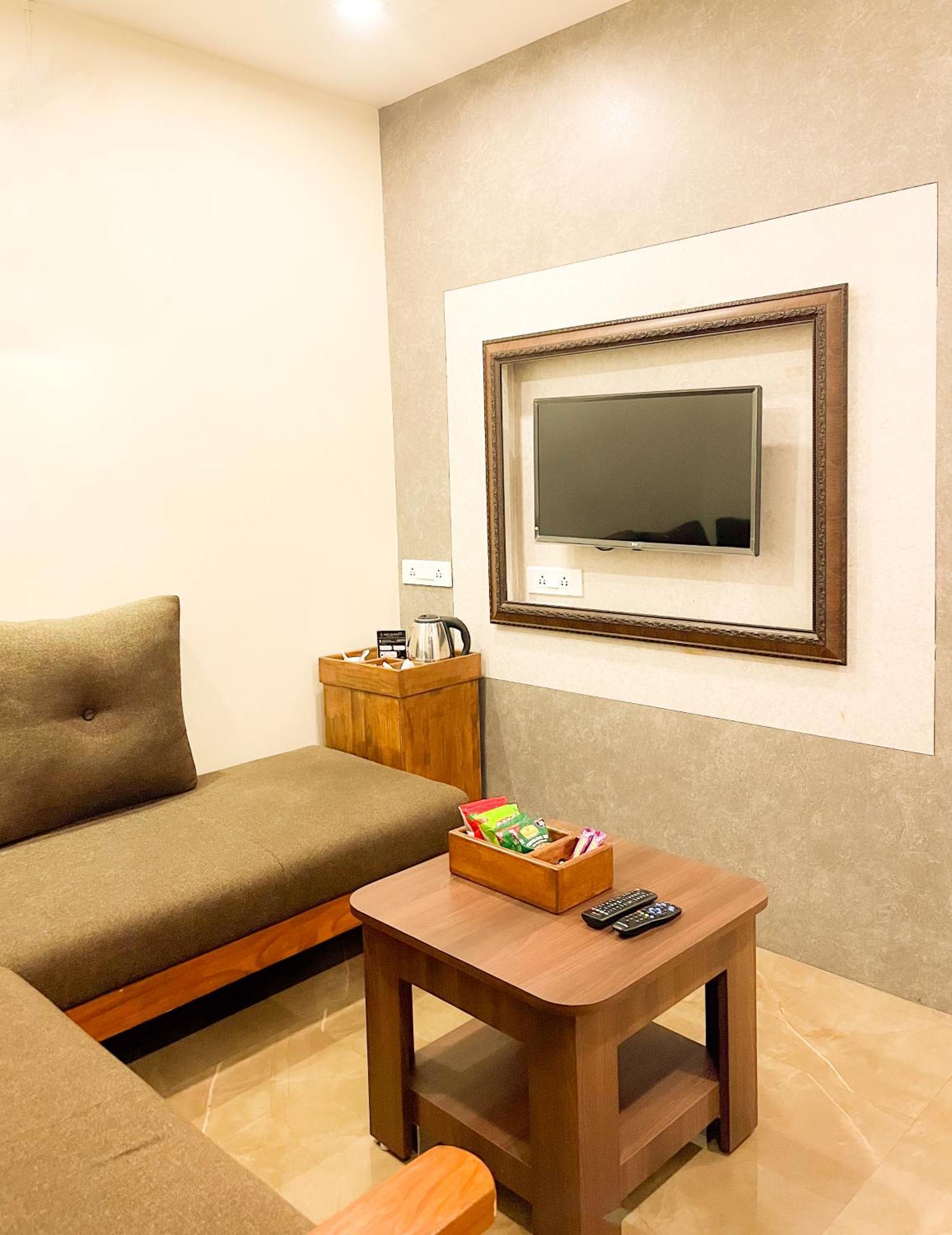 Shree Residency Hotel Erode Exterior photo
