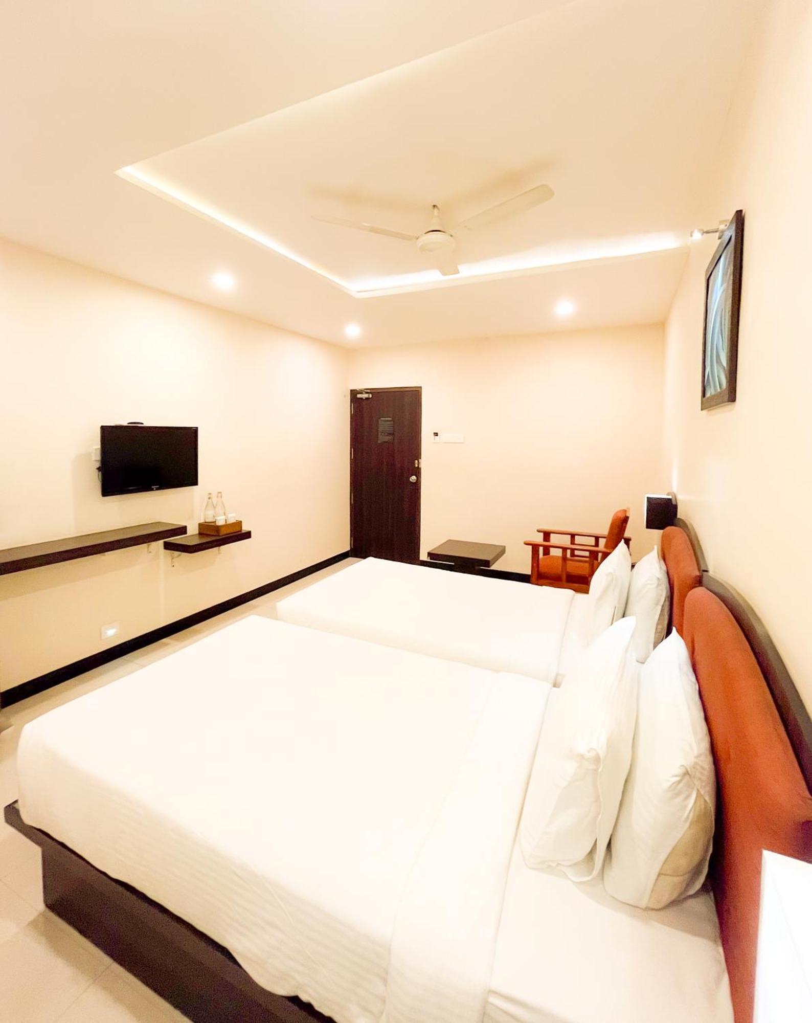 Shree Residency Hotel Erode Exterior photo