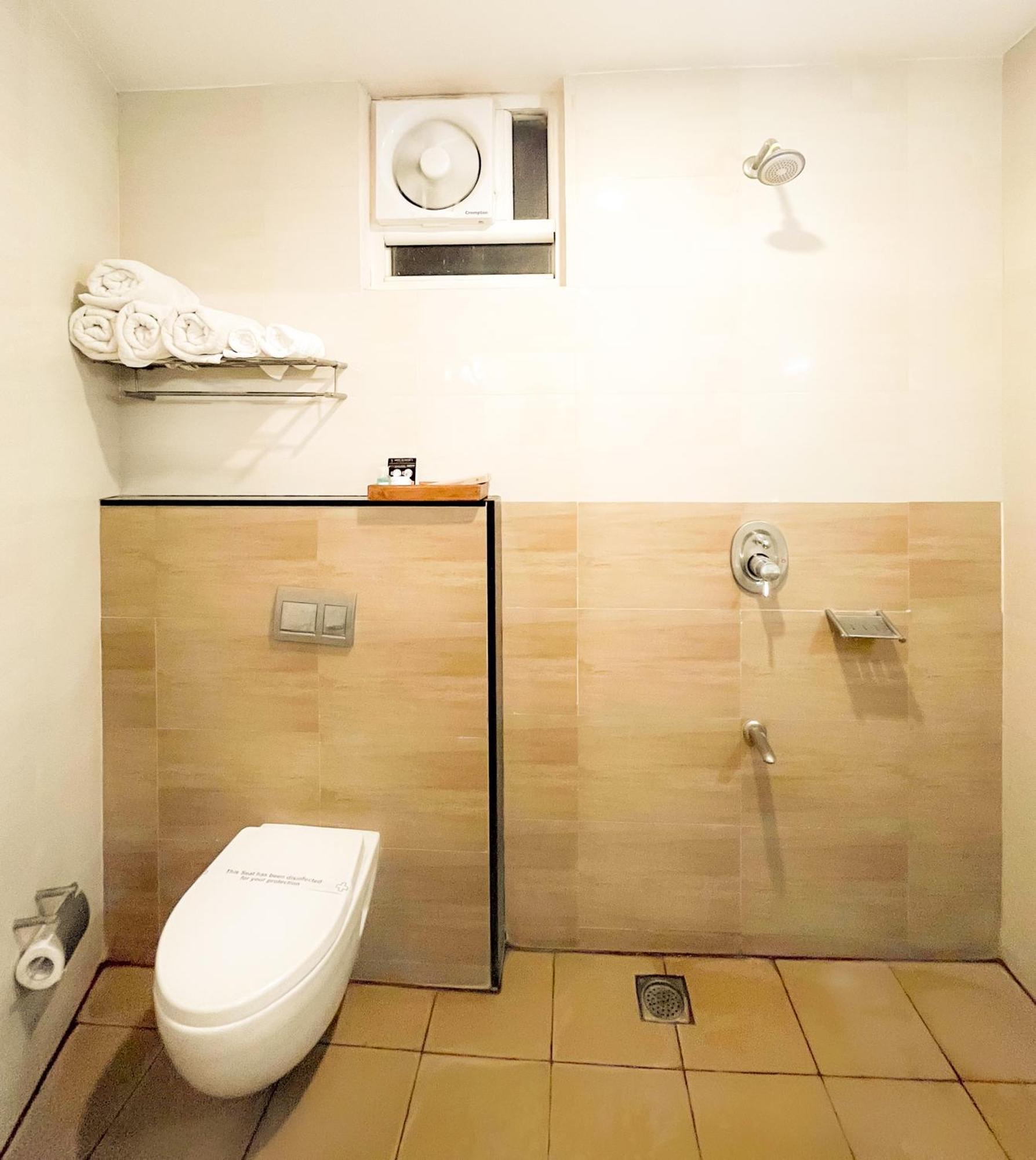 Shree Residency Hotel Erode Exterior photo